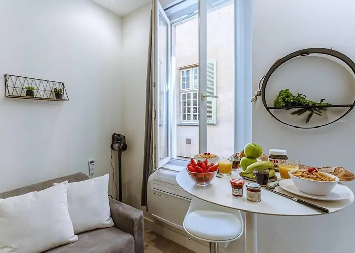 شقة My Casa - Bunico 1 - Old Town Renovated نيس